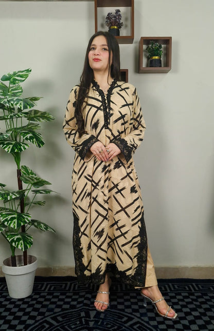 Mirha (Kaftan) beige printed dress with black lace details